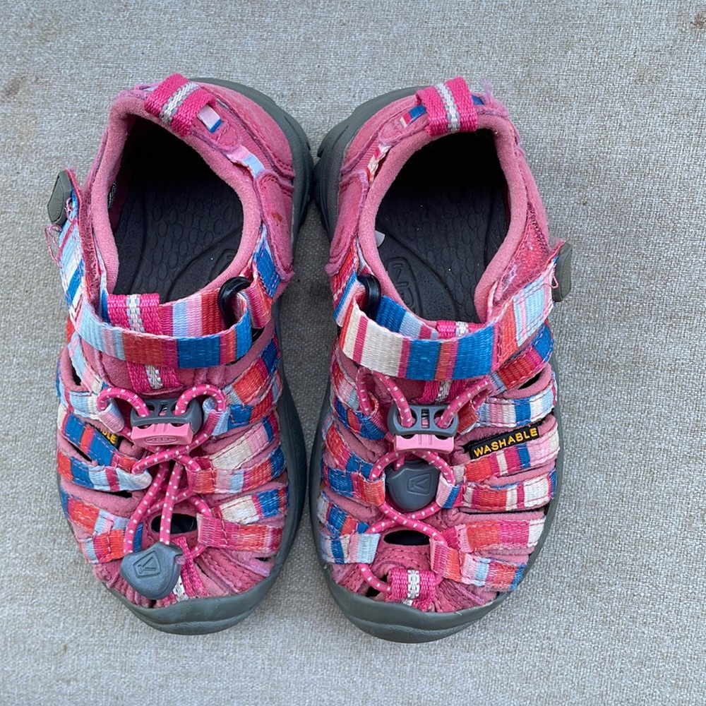 Keen waterproof kid’s sandals size 8